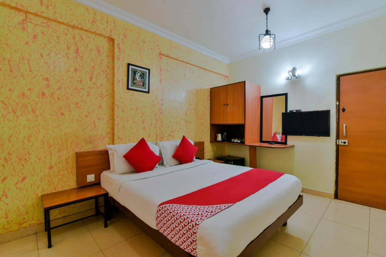 Hotel Manoshanti Panaji Exteriör bild