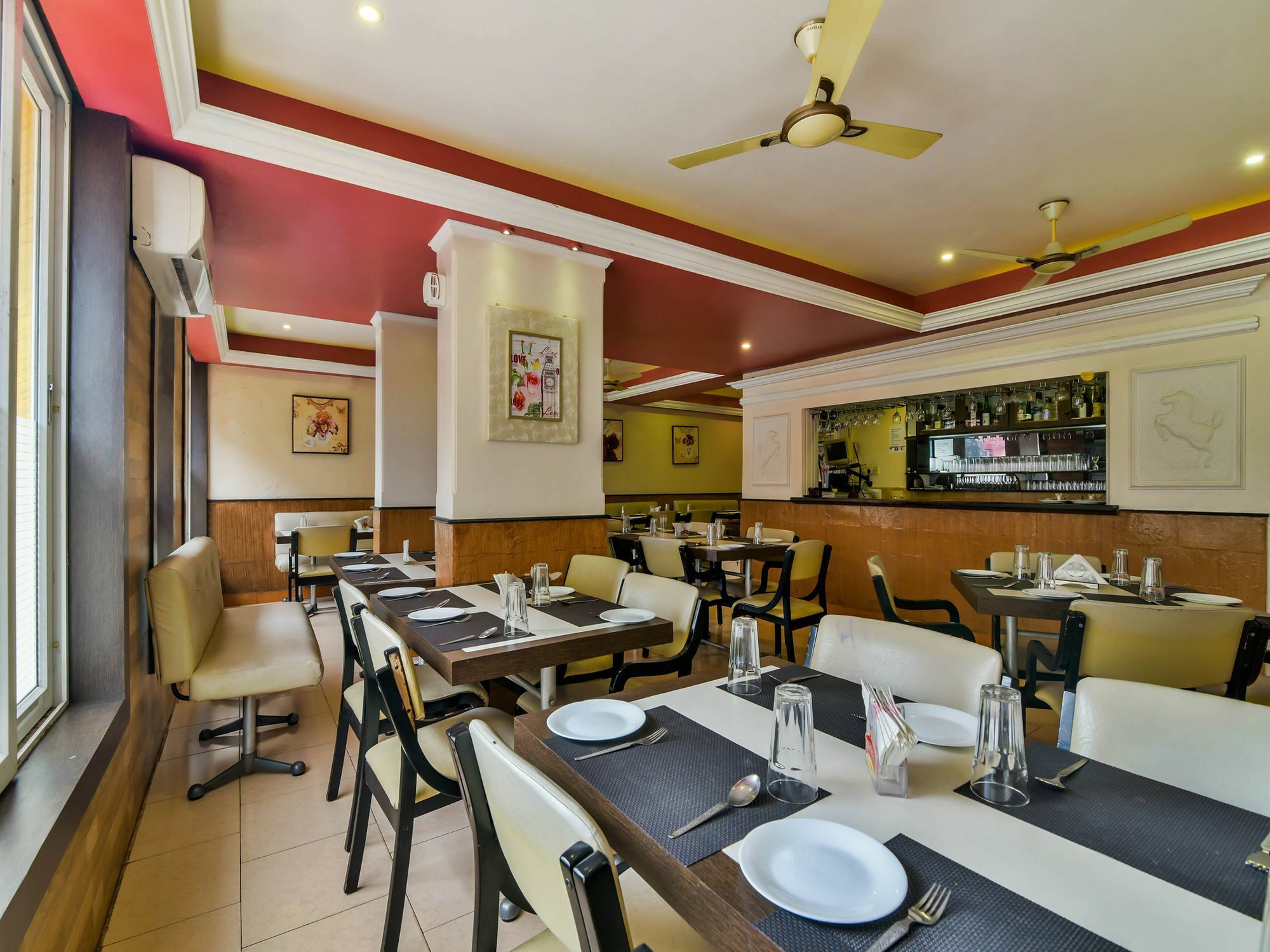 Hotel Manoshanti Panaji Exteriör bild
